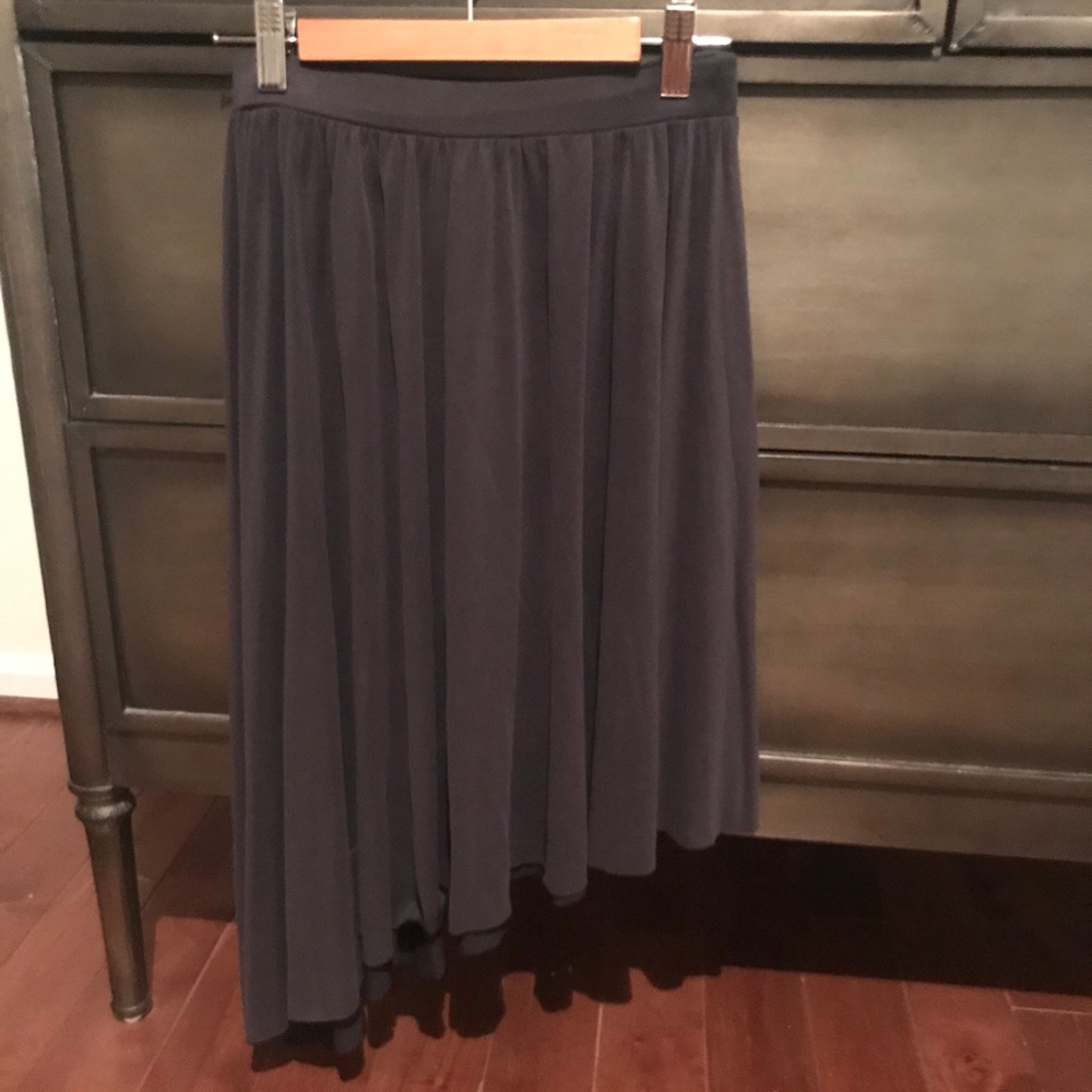 NWOT silence and noise (UO) asymmetric hem skirt